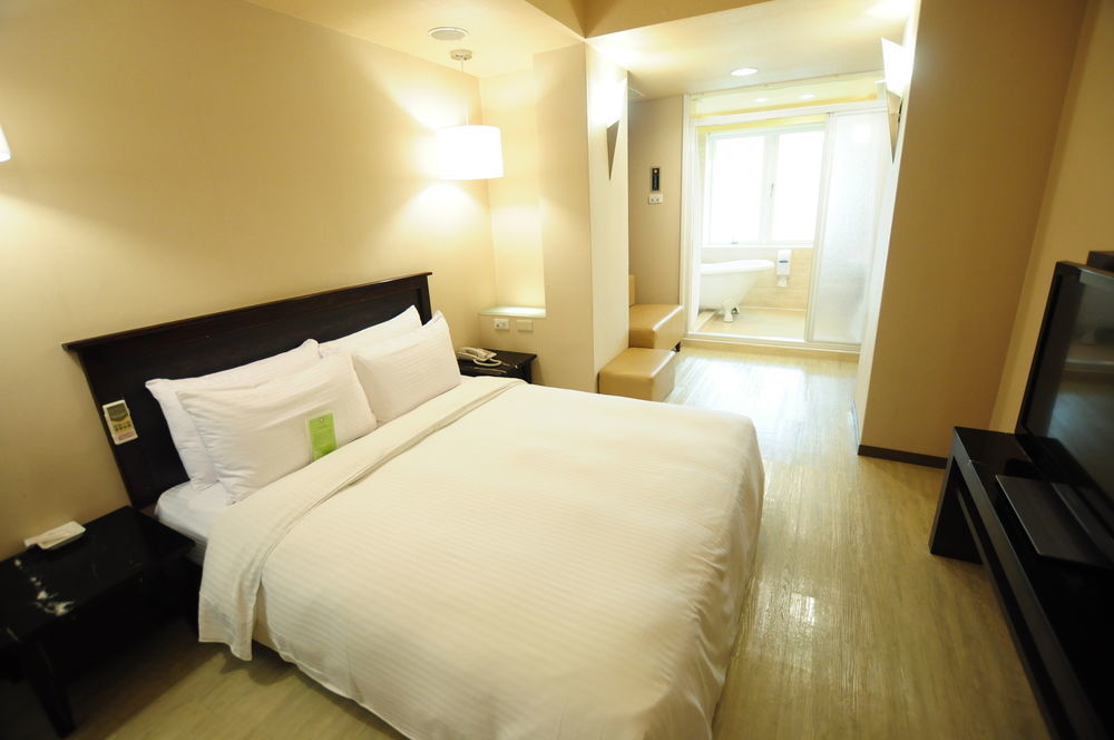 Kindness Hotel Shinkuchan Гаосюн Экстерьер фото