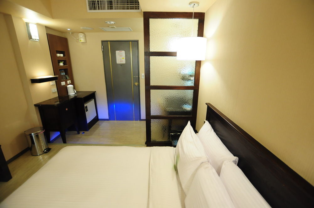 Kindness Hotel Shinkuchan Гаосюн Экстерьер фото