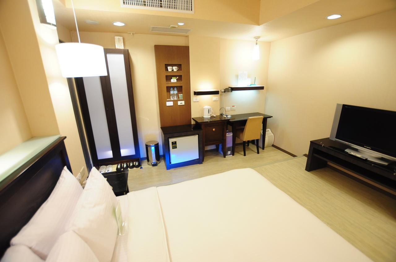 Kindness Hotel Shinkuchan Гаосюн Экстерьер фото